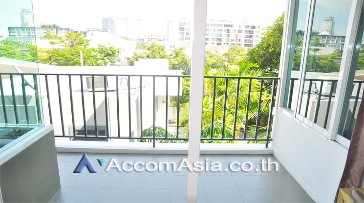 4  2 br Apartment for rent and sale in Sukhumvit ,Bangkok BTS Ekkamai at Private Low-rise Apartment with Only 2-3 unit-per-floor 13002107