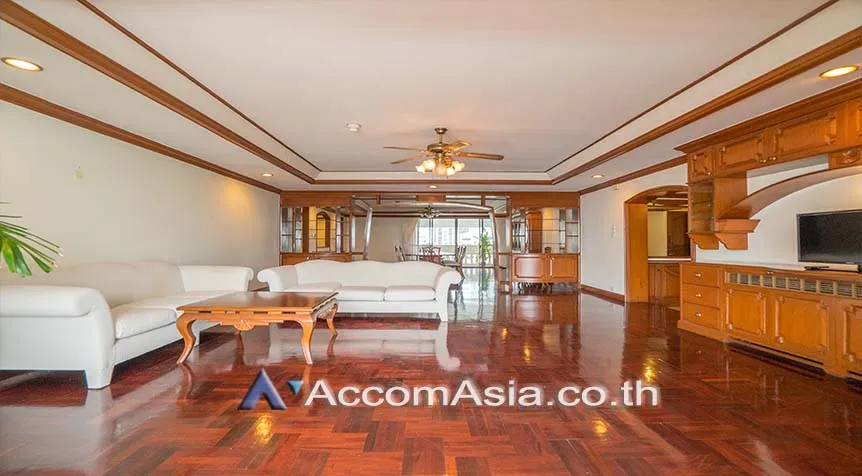 unitBig Balcony, Pet friendly |  3 Bedrooms  Apartment For Rent in Sukhumvit, Bangkok  near BTS Thong Lo (13002115)