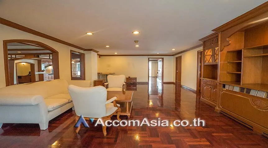 unitBig Balcony, Pet friendly |  3 Bedrooms  Apartment For Rent in Sukhumvit, Bangkok  near BTS Thong Lo (13002115)