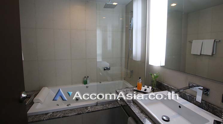 7  2 br Condominium For Rent in Silom ,Bangkok BTS Chong Nonsi at Quad Silom 13002140