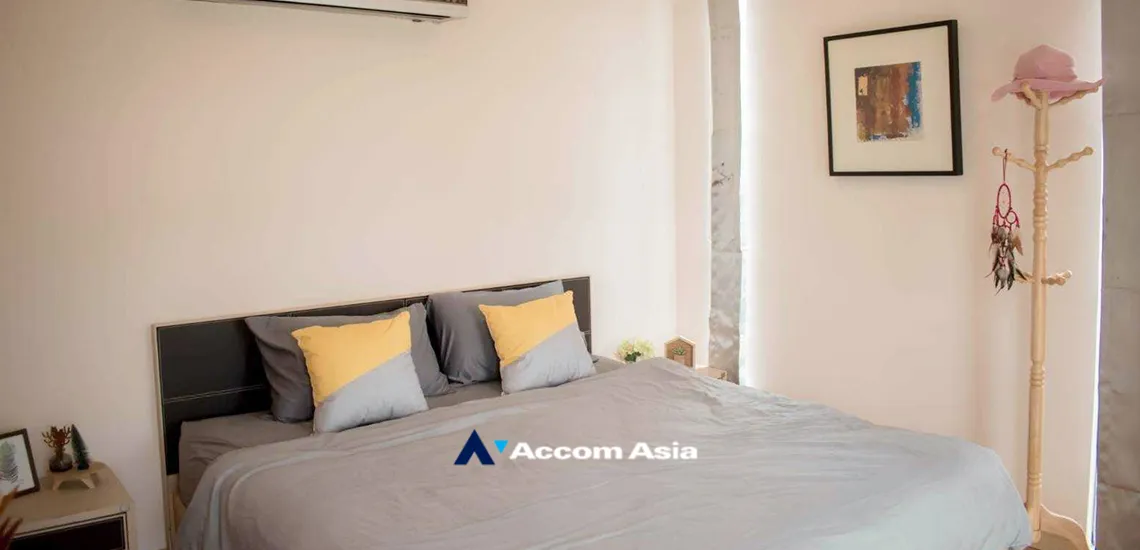 unit 2 Bedrooms  Condominium For Rent & Sale in Sukhumvit, Bangkok  near BTS Thong Lo (13002178)