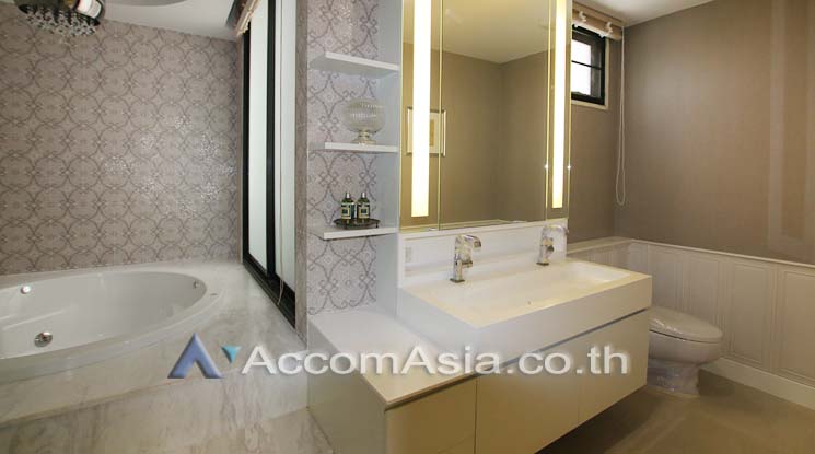 12  3 br House For Rent in Sukhumvit ,Bangkok BTS Phrom Phong at Modern Living Home 13002207