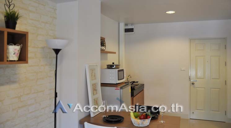 4  1 br Apartment For Rent in Sukhumvit ,Bangkok BTS Thong Lo at Low Rised Building 13002277