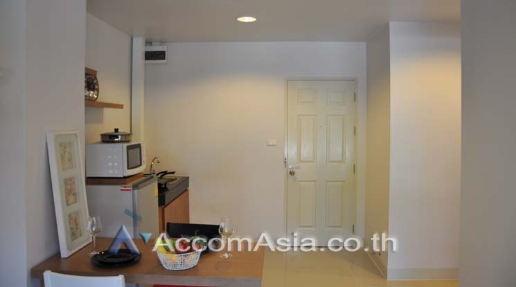 5  1 br Apartment For Rent in Sukhumvit ,Bangkok BTS Thong Lo at Low Rised Building 13002277