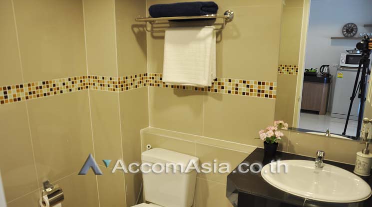 7  1 br Apartment For Rent in Sukhumvit ,Bangkok BTS Thong Lo at Low Rised Building 13002277