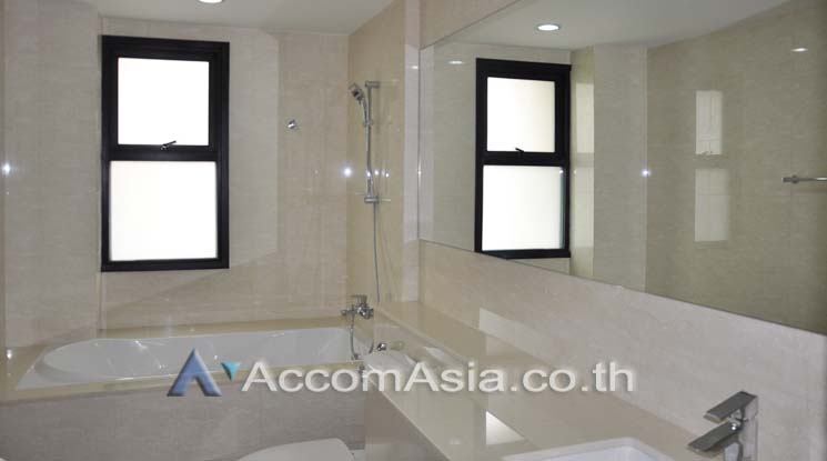 12  3 br Apartment For Rent in Sukhumvit ,Bangkok BTS Ekkamai at Nice Place at Ekkamai 13002305