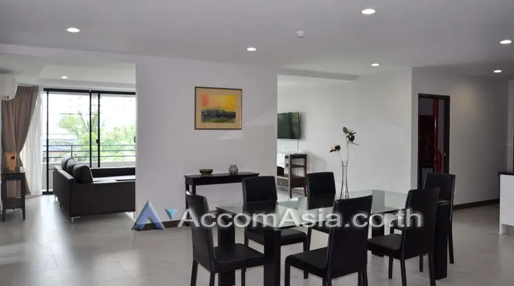 unitPet friendly |  3 Bedrooms  Apartment For Rent in Sukhumvit, Bangkok  near BTS Ekkamai (13002305)