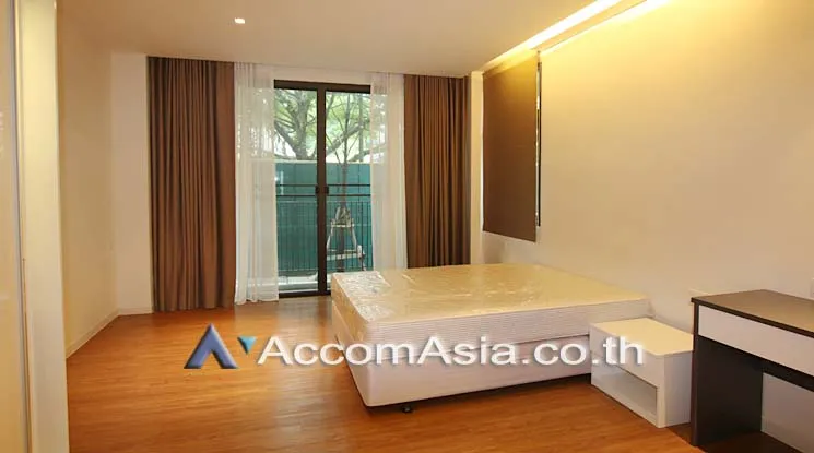 unit 2 Bedrooms  Apartment For Rent in Sukhumvit, Bangkok  near BTS Phrom Phong (13002315)