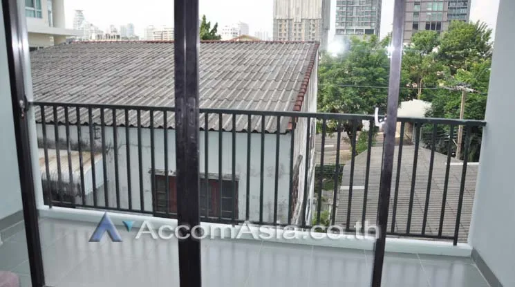 unit 2 Bedrooms  Apartment For Rent in Sukhumvit, Bangkok  near BTS Thong Lo (13002322)