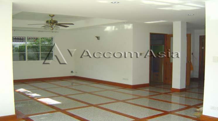  1  3 br House For Rent in Sukhumvit ,Bangkok BTS Ekkamai at House in Compound 20931