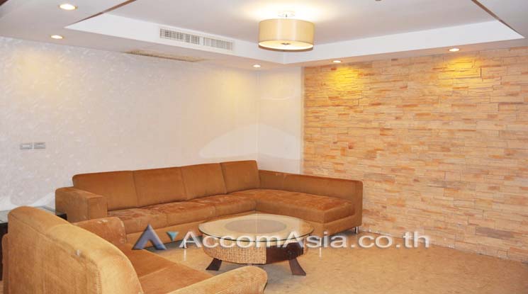  2  3 br Apartment For Rent in Sukhumvit ,Bangkok BTS Nana at Quiet and Peaceful  13002351