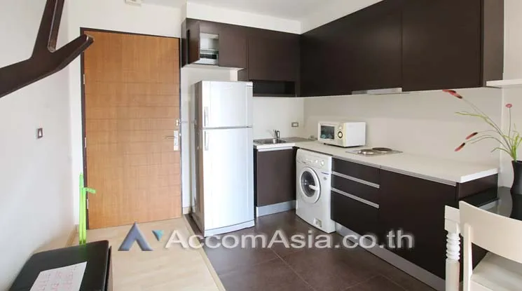 unit 2 Bedrooms  Condominium For Rent in Sukhumvit, Bangkok  near BTS Thong Lo (13002368)