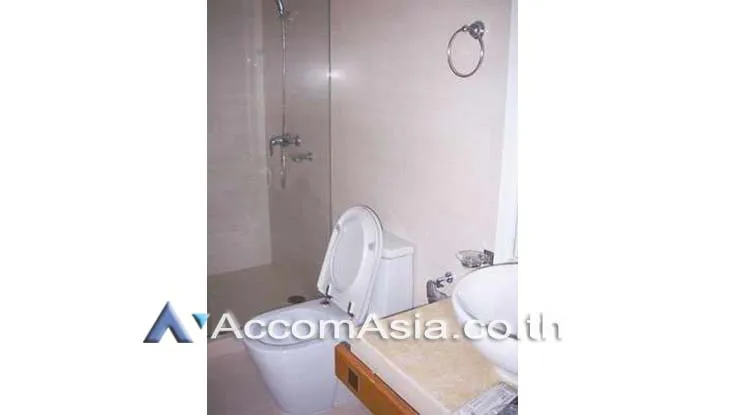 4  2 br Condominium For Rent in Silom ,Bangkok MRT Sam Yan at The Bangkok Thanon Sab 13002381