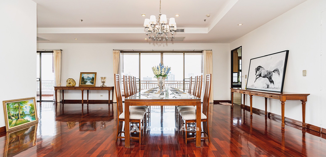7  4 br Apartment for rent and sale in Sathorn ,Bangkok BRT Thanon Chan at Spacious Residence Situated on Chan Road 1001103