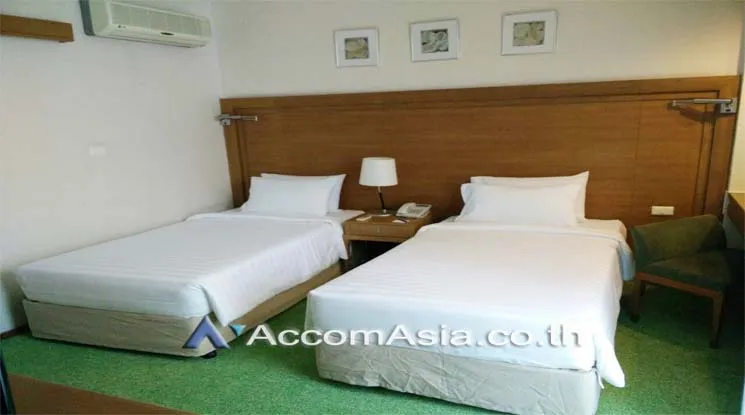4  1 br Apartment For Rent in Silom ,Bangkok BTS Sala Daeng at Brand New Service Apartment 13002452