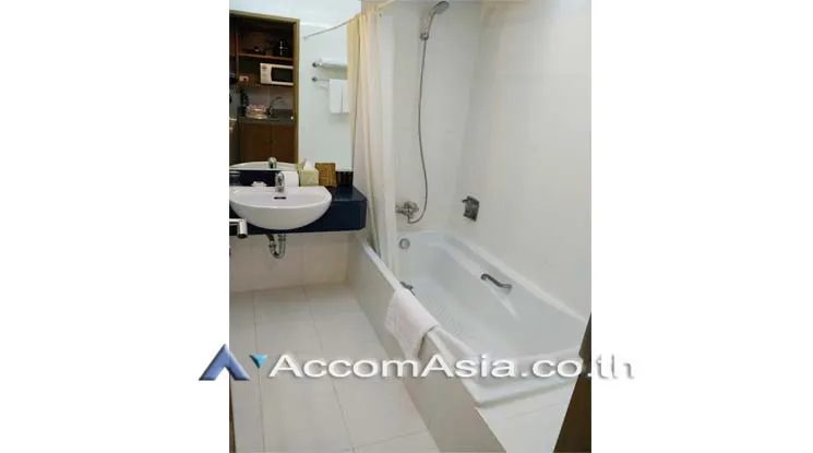 unit 1 Bedroom  Apartment For Rent in Silom, Bangkok  near BTS Sala Daeng - MRT Silom (13002454)