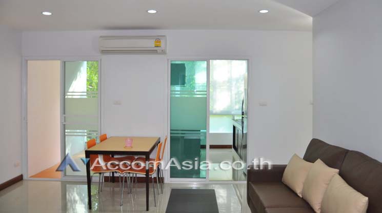  1  2 br Apartment For Rent in Sukhumvit ,Bangkok BTS Ekkamai at Low Rised Building 13002625