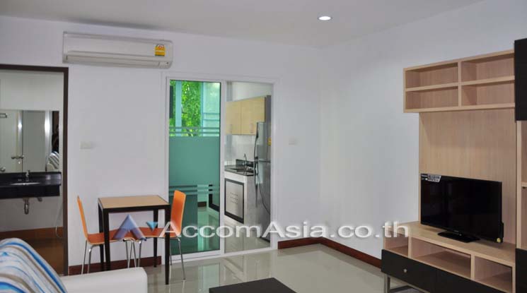  2  1 br Apartment For Rent in Sukhumvit ,Bangkok BTS Ekkamai at Low Rised Building 13002627