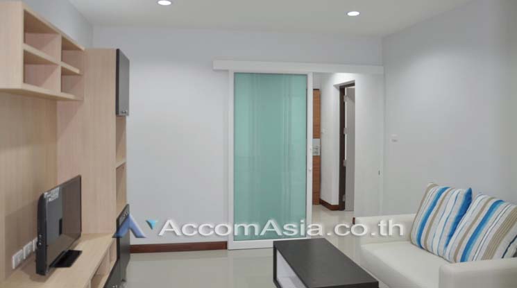  1  1 br Apartment For Rent in Sukhumvit ,Bangkok BTS Ekkamai at Low Rised Building 13002627