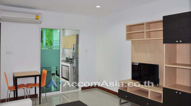  1  1 br Apartment For Rent in Sukhumvit ,Bangkok BTS Ekkamai at Low Rised Building 13002627