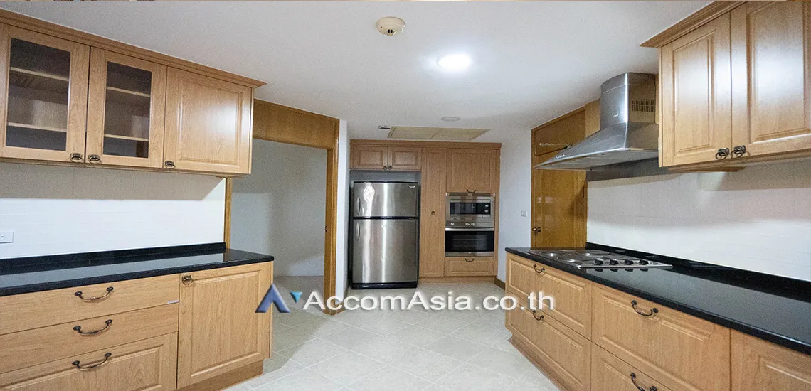 unit 2 Bedrooms  Apartment For Rent & Sale in Sukhumvit, Bangkok  near BTS Phrom Phong (10244)