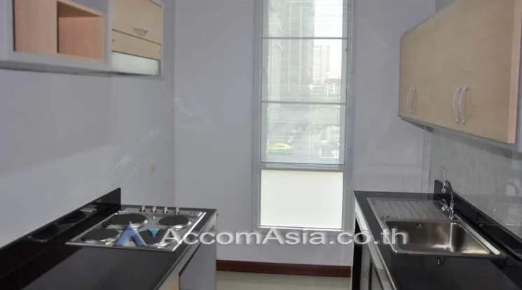 6  2 br Apartment For Rent in Sukhumvit ,Bangkok BTS Ekkamai at Low Rised Building 13002629