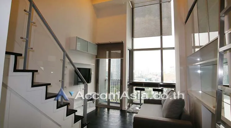 Double High Ceiling, Duplex Condo, Pet friendly |  Ideo Morph Condominium Condominium  1 Bedroom for Rent BTS Thong Lo in Sukhumvit Bangkok