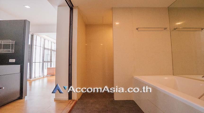 17  3 br House For Rent in Ploenchit ,Bangkok BTS Ploenchit 13002670