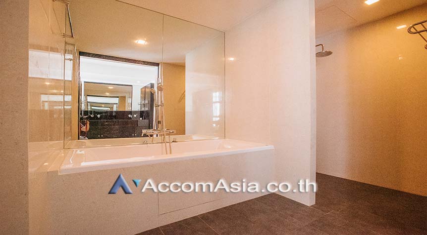 18  3 br House For Rent in Ploenchit ,Bangkok BTS Ploenchit 13002670