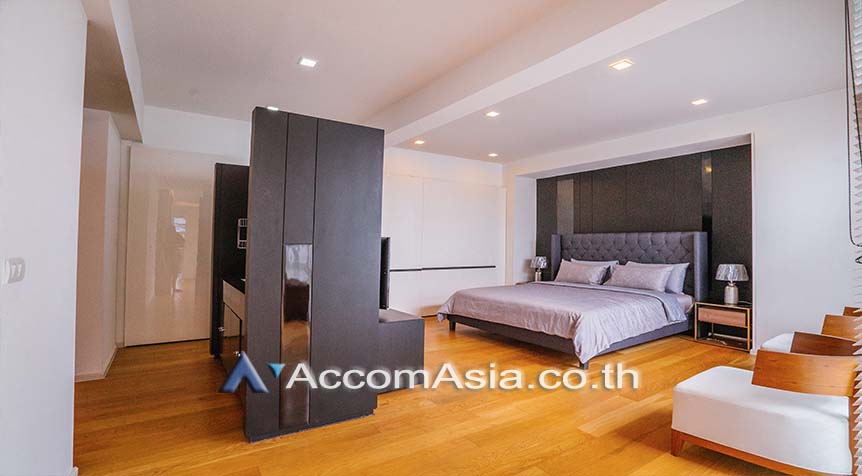 14  3 br House For Rent in Ploenchit ,Bangkok BTS Ploenchit 13002670