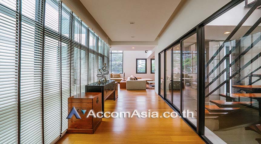 8  3 br House For Rent in Ploenchit ,Bangkok BTS Ploenchit 13002670