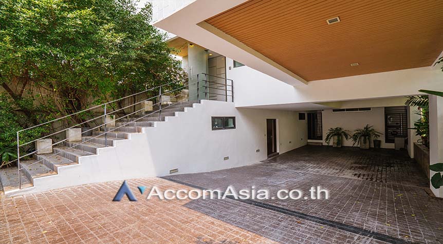 22  3 br House For Rent in Ploenchit ,Bangkok BTS Ploenchit 13002670