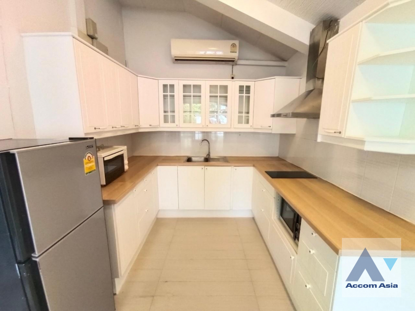 12  3 br House for rent and sale in New Phetchaburi ,Bangkok ARL Ramkhamhaeng AA10032