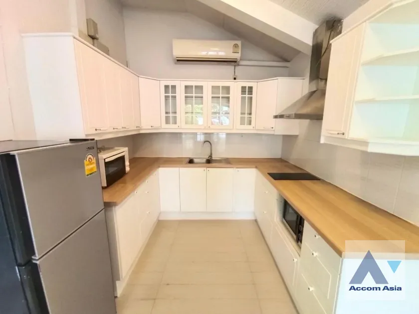 12  3 br House for rent and sale in New Phetchaburi ,Bangkok ARL Ramkhamhaeng AA10032