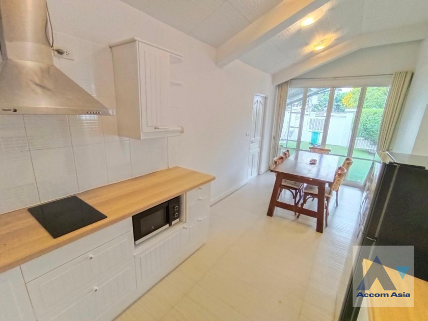 11  3 br House for rent and sale in New Phetchaburi ,Bangkok ARL Ramkhamhaeng AA10032