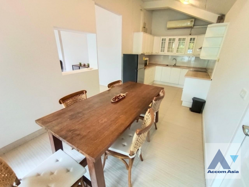 5  3 br House for rent and sale in New Phetchaburi ,Bangkok ARL Ramkhamhaeng AA10032