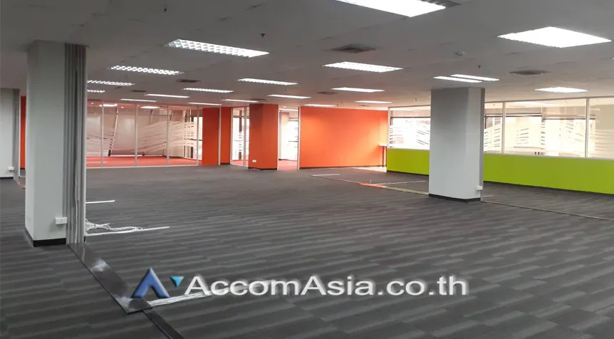  2  Office Space For Rent in Phaholyothin ,Bangkok ARL Phayathai - BTS Phaya Thai at Siripinyo Building AA10077