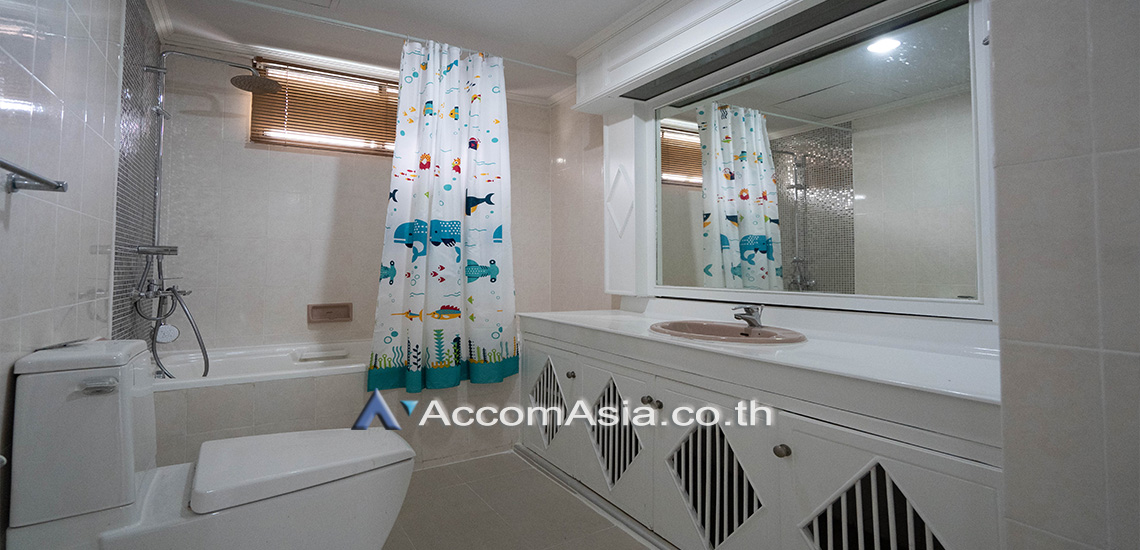 9  3 br Apartment For Rent in Sukhumvit ,Bangkok BTS Phrom Phong at Pet friendly - High rise Apartment in Phrom Phong AA10096