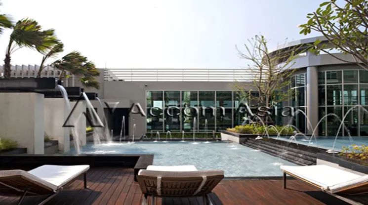  2  1 br Condominium For Sale in Ratchadaphisek ,Bangkok MRT Ratchadaphisek at Rhythm Ratchada Huaykwang AA10111