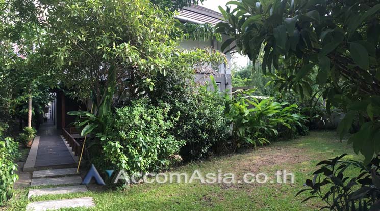 14  3 br House For Rent in Sukhumvit ,Bangkok MRT Sukhumvit - BTS Asok at House in Compound AA10114
