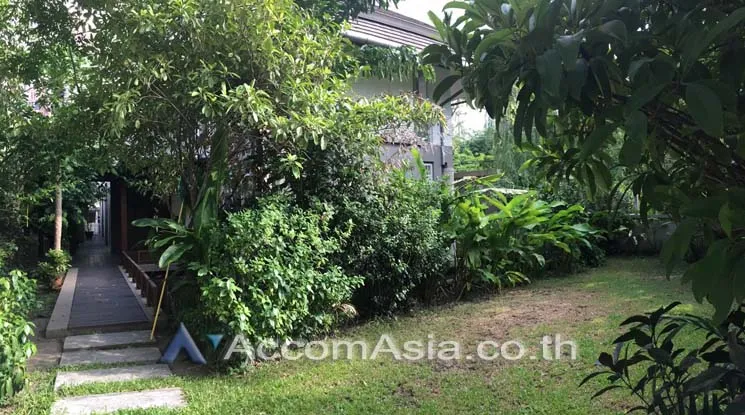 14  3 br House For Rent in Sukhumvit ,Bangkok MRT Sukhumvit - BTS Asok at House in Compound AA10114