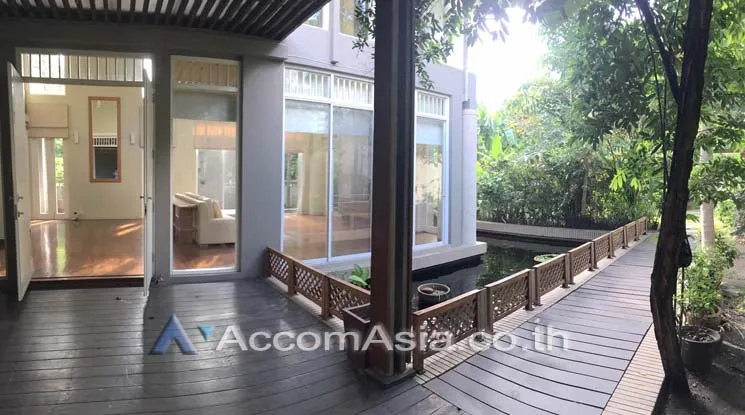 unitPet friendly |  3 Bedrooms  House For Rent in Sukhumvit, Bangkok  near MRT Sukhumvit - BTS Asok (AA10114)