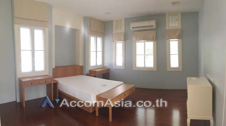 10  3 br House For Rent in Sukhumvit ,Bangkok MRT Sukhumvit - BTS Asok at House in Compound AA10114