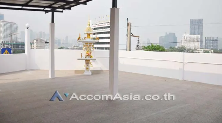 14  Shophouse For Sale in Sukhumvit ,Bangkok MRT Khlong Toei AA10136