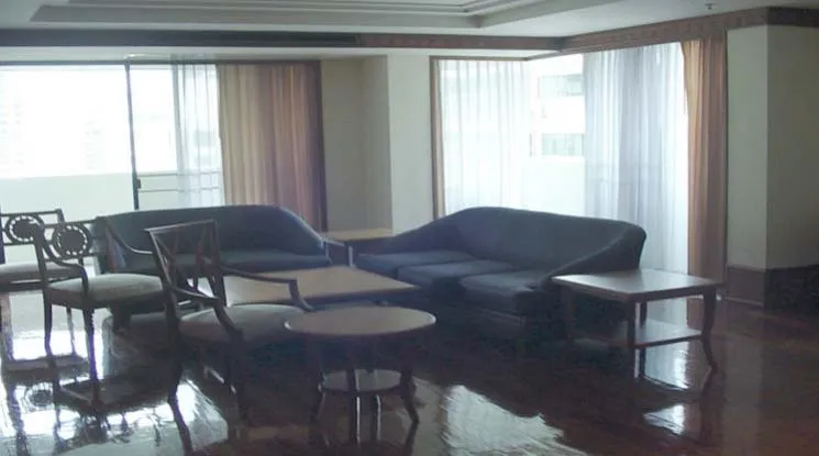  1  3 br Apartment For Rent in Sukhumvit ,Bangkok BTS Nana at Easy to access BTS and MRT 10250