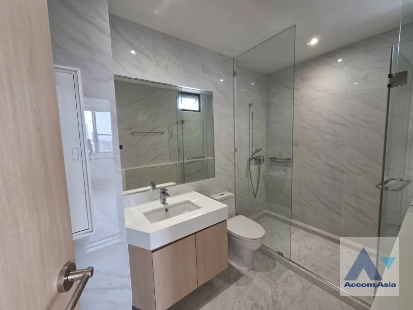 12  3 br Apartment For Rent in Sukhumvit ,Bangkok BTS Thong Lo at Perfect For A Big Family AA10265