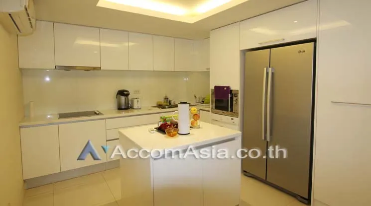 unitDuplex Condo |  2 Bedrooms  Condominium For Rent in Ploenchit, Bangkok  near BTS Ratchadamri (AA10331)