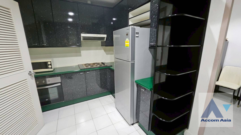 8  2 br Condominium For Rent in Ploenchit ,Bangkok BTS Chitlom at New House AA10332