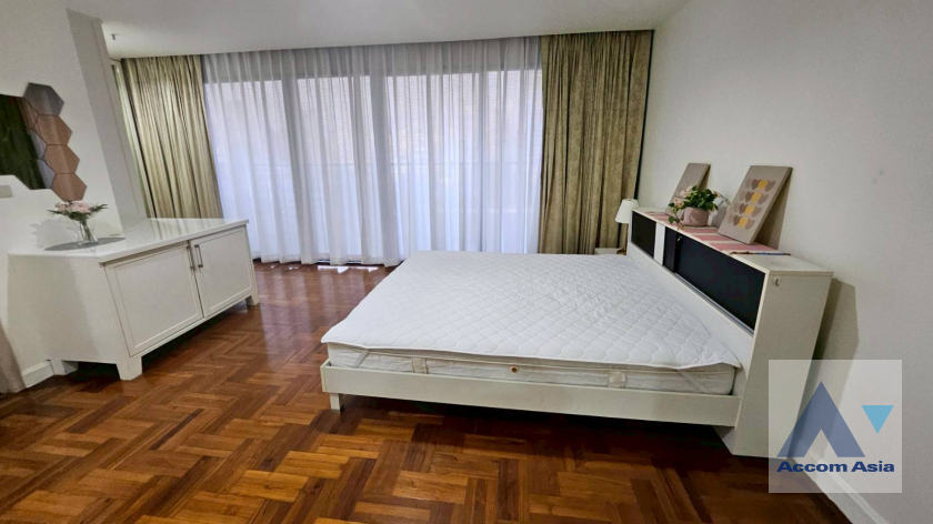 10  2 br Condominium For Rent in Ploenchit ,Bangkok BTS Chitlom at New House AA10332