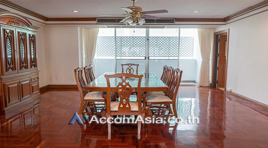  1  4 br Apartment For Rent in Sukhumvit ,Bangkok MRT Sukhumvit - BTS Asok at Newly renovated modern style living place AA10416
